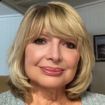 Joanne J.