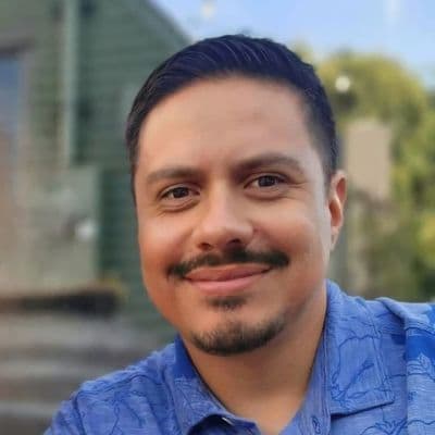 Luis G.